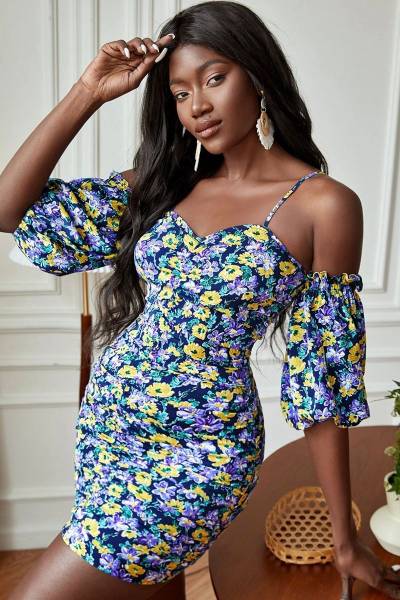Vestido floral cold shoulder