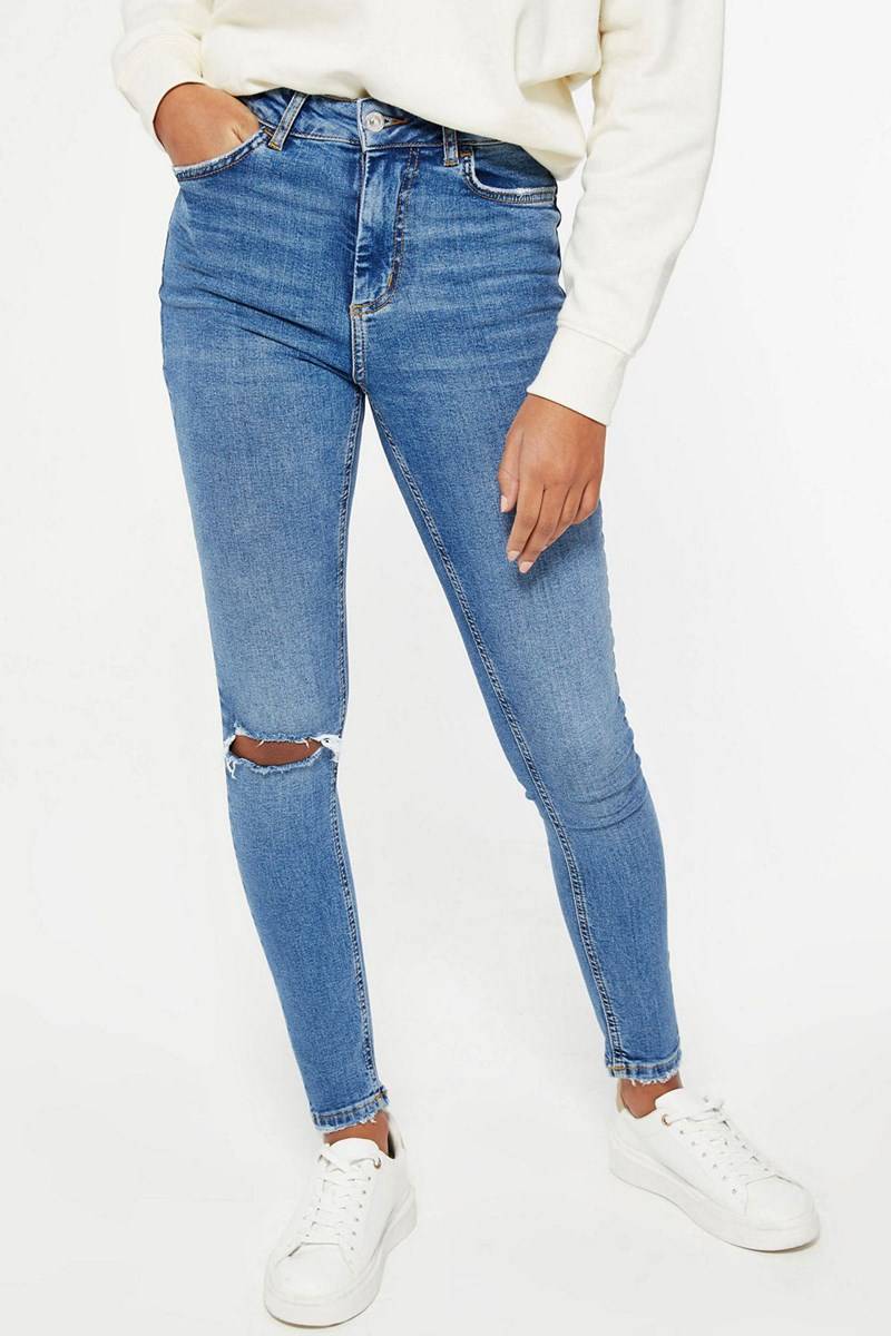 Jeans fray hem